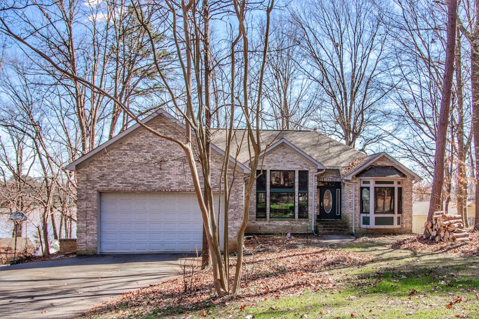 849 Kemp Road, Mooresville, NC 28117, Powered by HomeDiary